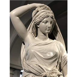 Hera_Sophie_Dmd