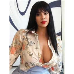 Eliana_Blooming